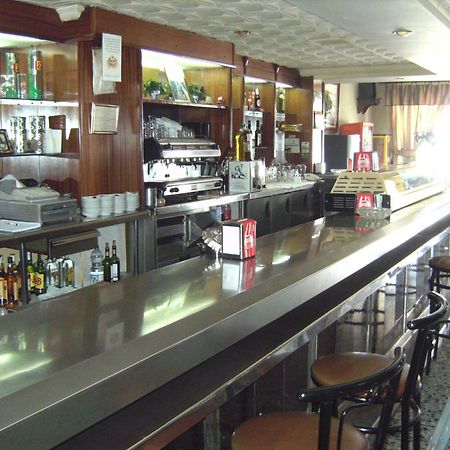 Hostal El Poligono Lucena Exteriér fotografie