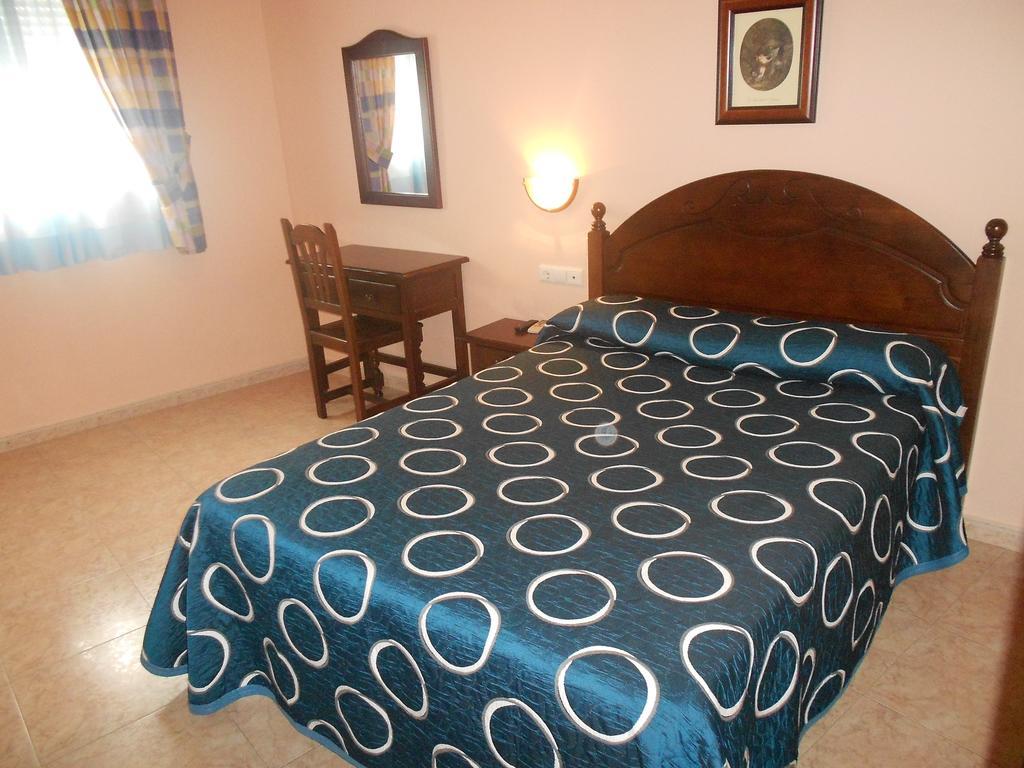 Hostal El Poligono Lucena Pokoj fotografie