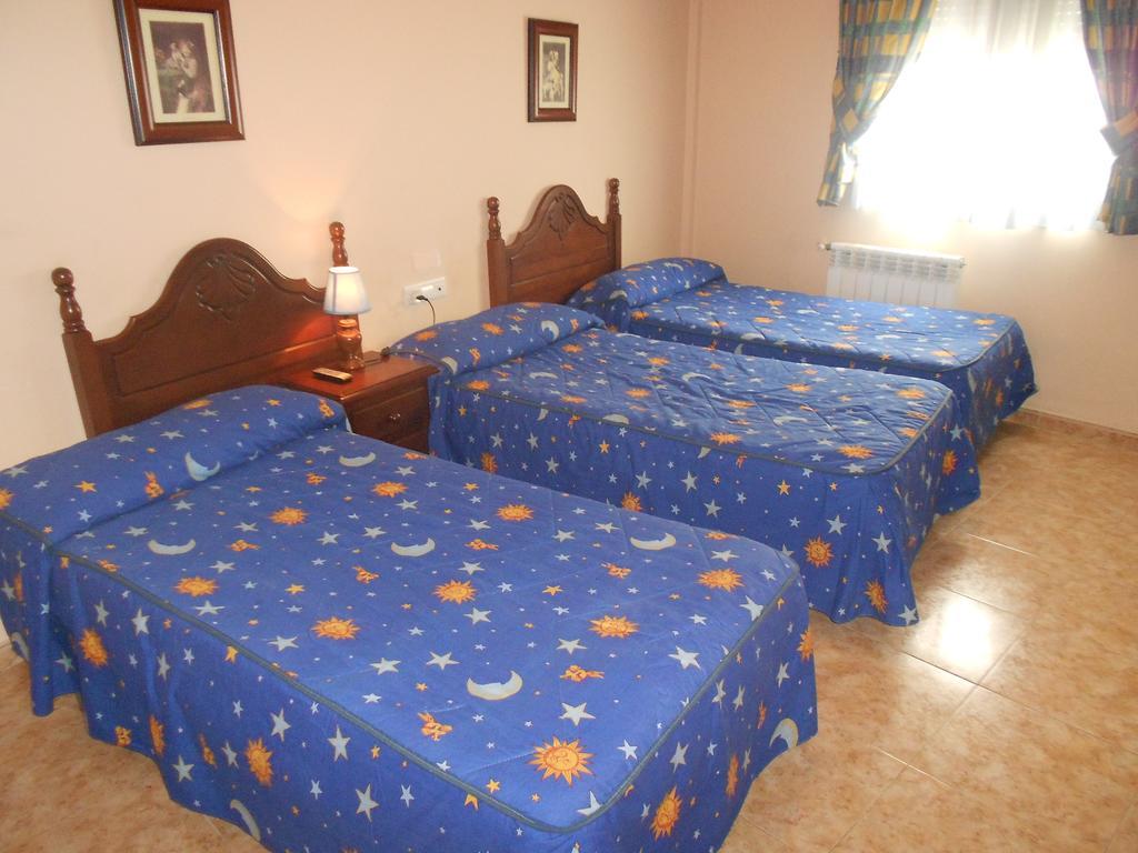 Hotel Hostal El Poligono Lucena Pokoj fotografie