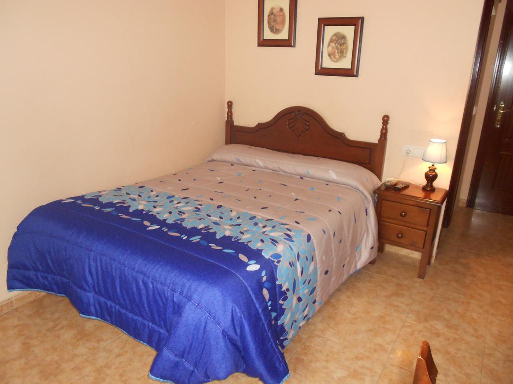 Hostal El Poligono Lucena Pokoj fotografie